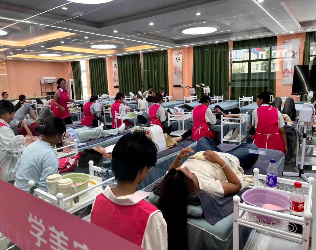 乌鲁木齐君帮惠民职业技能培训学校简介 乌鲁木齐君帮惠民职业技能培训学校简介